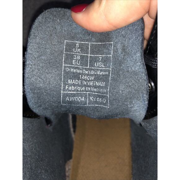 Dr. Martens The Original Combat Boots Size 7 - Picture 7 of 8